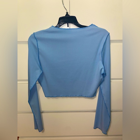 NWOT Shein Color Block Blue Crop Top - Picture 2 of 2